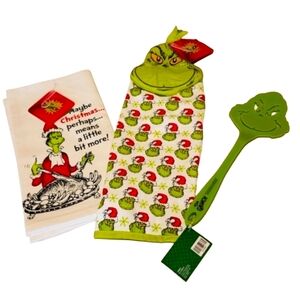 The grinch Dr. Seuss Set dish towels spatula nwt